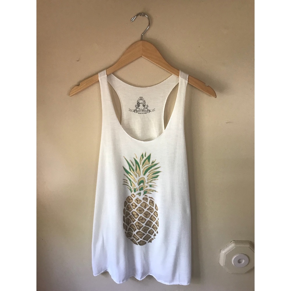Pineapple Tank